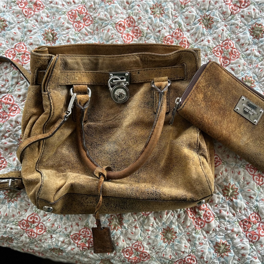 Michael Kors handbag and matching wallet in soft light tan leather.